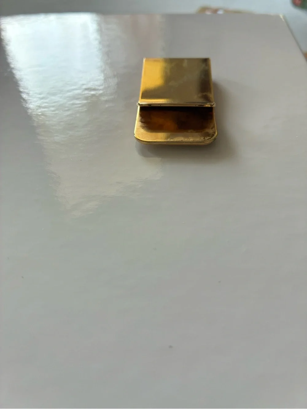 Vintage Gold Money Clip with Runner Emblem - Unbranded